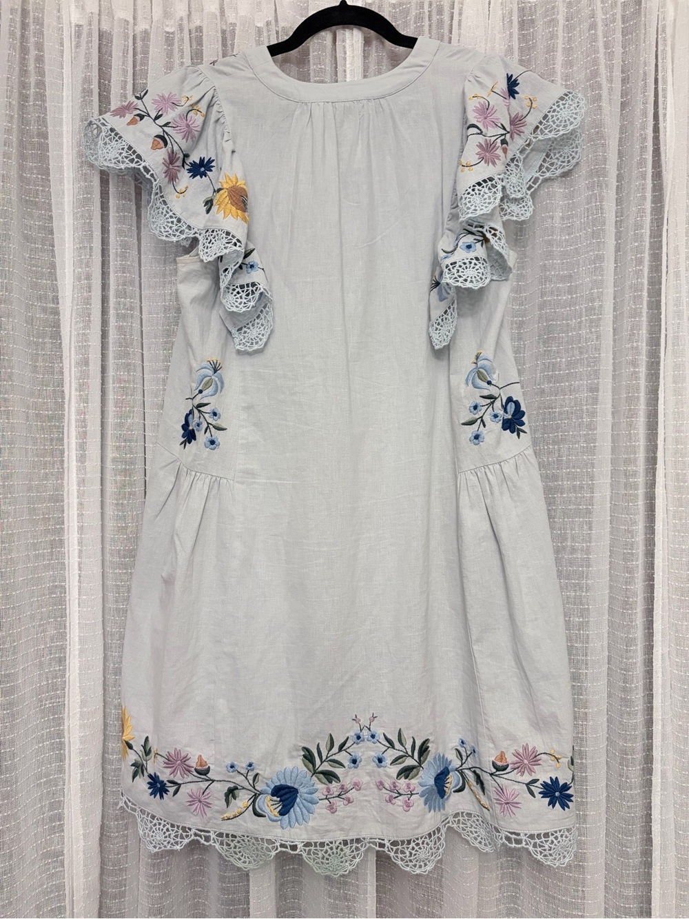 SEA Celia Embroidery Dress in Sky NWT Medium - Picture 8 of 10